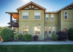 Exterior - First Floor 3BR Condo -BJ # 11 (Driggs)