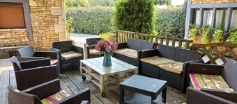 GITE 14prs , piscine,  climatisation   LA ROSERAIE