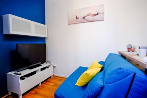 TV, DVD player