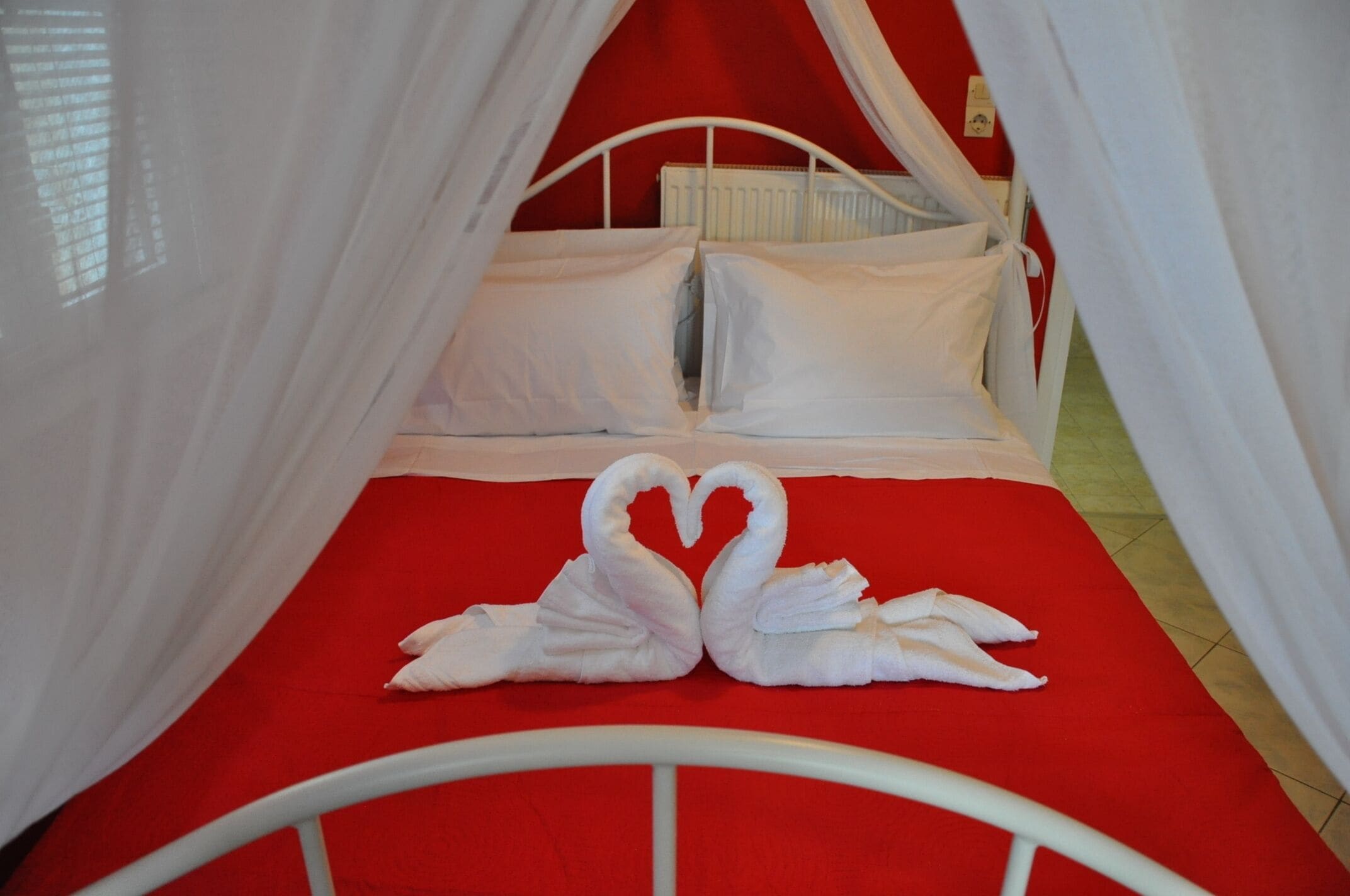 1 chambre, fer et planche à repasser, accès Internet, draps fournis