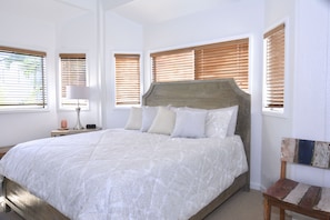 2 bedrooms, iron/ironing board, travel crib, free WiFi