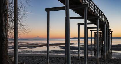 The Indianola Boathouse
