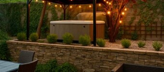 ❤️ Voted a VRBO Flagstaff favorite!  Great mountain location w/spa, super clean.