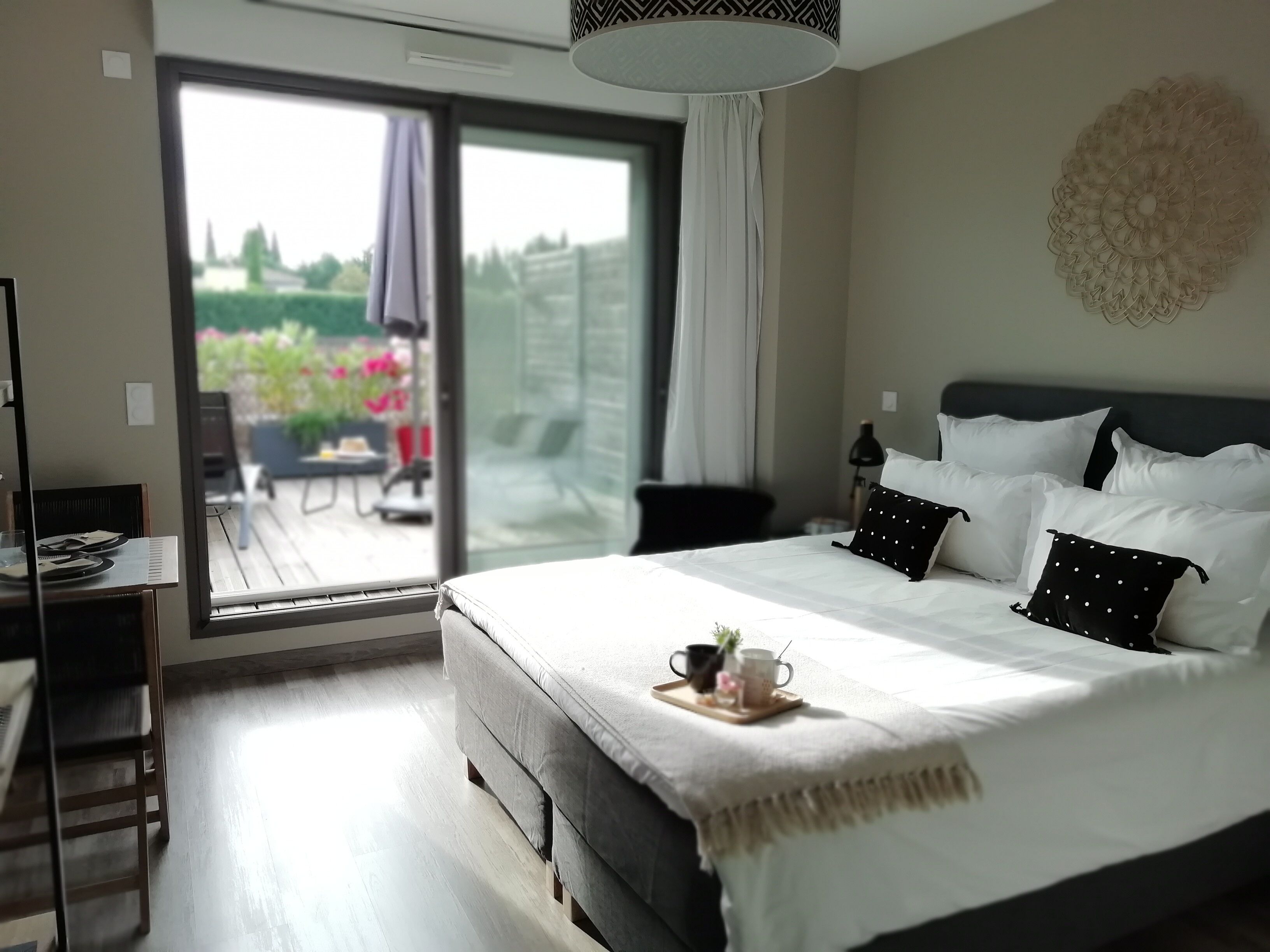 Schreibtisch, schallisolierte Zimmer, kostenloses WLAN, Bettwäsche