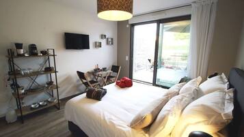 Bureau, chambres insonorisées, Wi-Fi gratuit, draps fournis