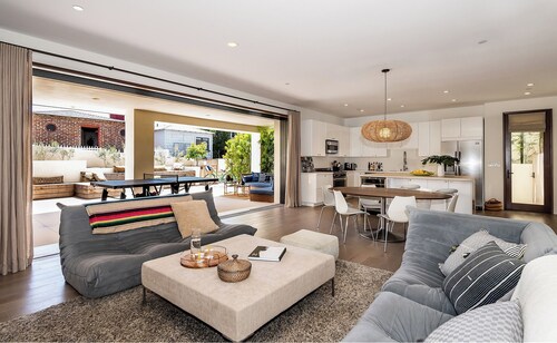 Ylellinen 2BD Manhattan Beach kävellä St vierasasunto hiekkaan osiossa