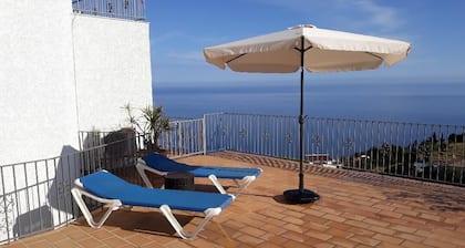 "Las Vistas": charm, comfort and breathtaking views