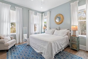 4 Schlafzimmer, Bügeleisen/Bügelbrett, kostenloses WLAN, Bettwäsche