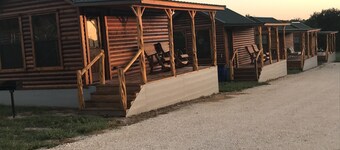 Vertical gate cruise 4