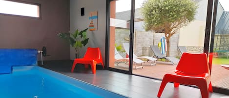 Innenpool, beheizter Pool