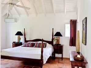 2 bedrooms, in-room safe, iron/ironing board, free WiFi