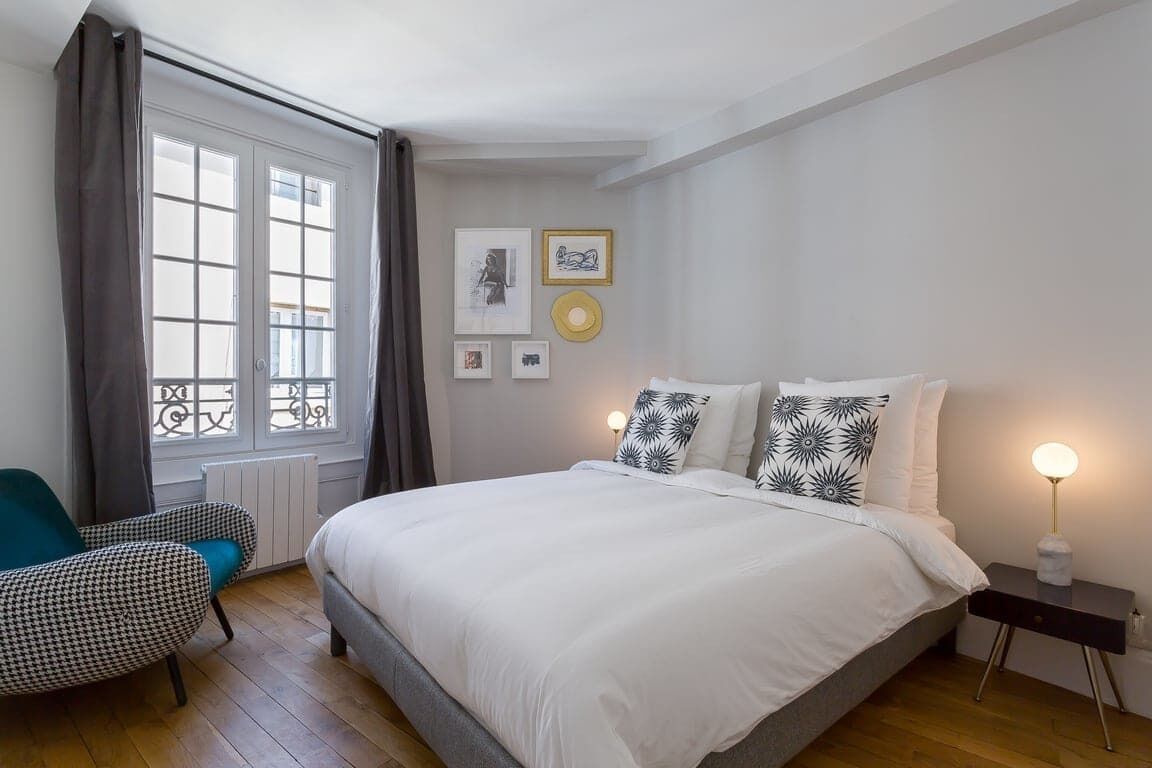 1 chambre, fer et planche à repasser, Wi-Fi, draps fournis