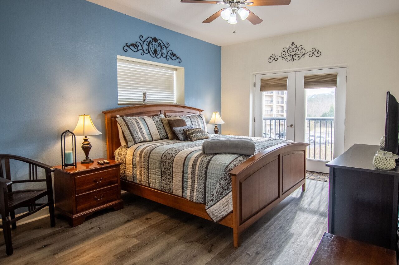 3 bedrooms, desk, iron/ironing board, free WiFi