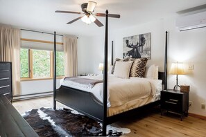 3 slaapkamers, een strijkplank/strijkijzer, wifi, beddengoed