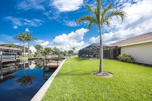 Property grounds - Beautiful Waterfront Pool Home, 4BR, 3BA, Heated Salt Water Pool (Bonita Springs)