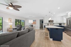 Living area - Blind Pass Condos at Bowman's Beach F102 on beautiful Sanibel Island (Sanibel Island)