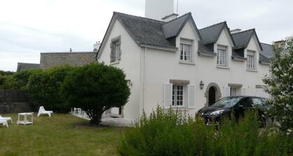 LE PHARE - Maison Riantec, Plage 130m - PL6003