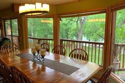 Huge Waterfront House, Sleeps 32, 11 BR, 6 BA, Fire Pit