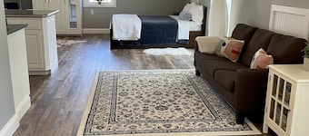 King's Country Suite