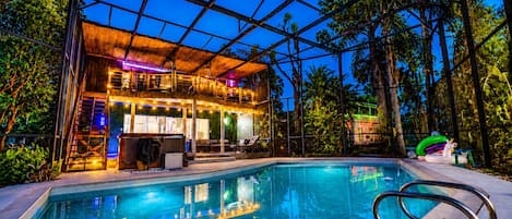 Piscine couverte