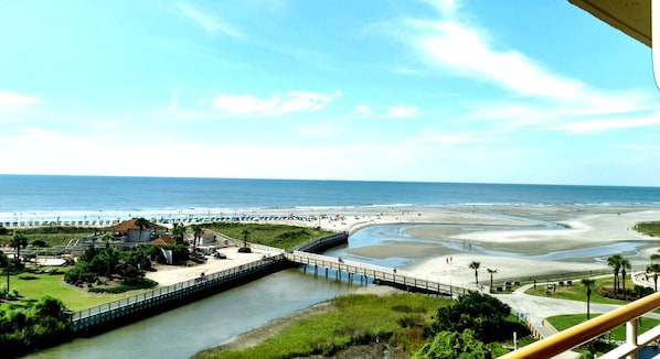 Beach nearby, sun-loungers