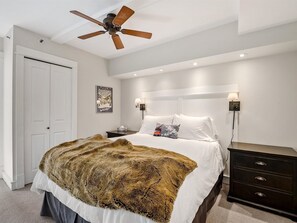 2 soverom, strykejern/-brett, wi-fi (inkludert) og sengetøy