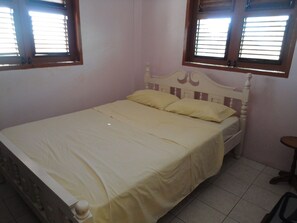 1 bedroom, Internet, bed sheets