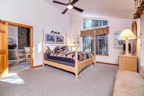 3 habitaciones, escritorio, wifi y ropa de cama 