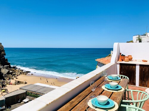 Unique Romantic Beach House by the Atlantic Ocean