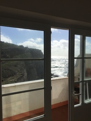 Interior - Unique Romantic Beach House by the Atlantic Ocean (Colares)