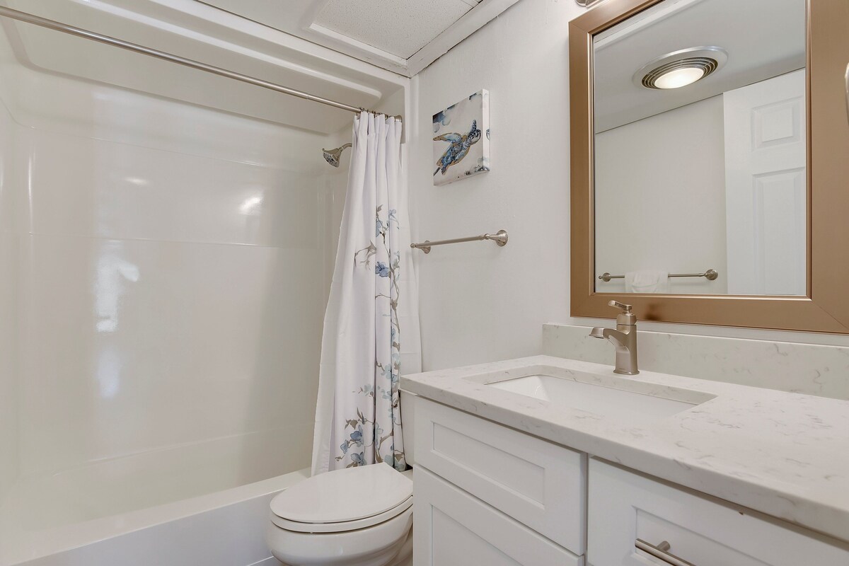 Photo 18 of Beachfront Private Beach Gated DESTIN Sandpiper Cove Unit 1154
