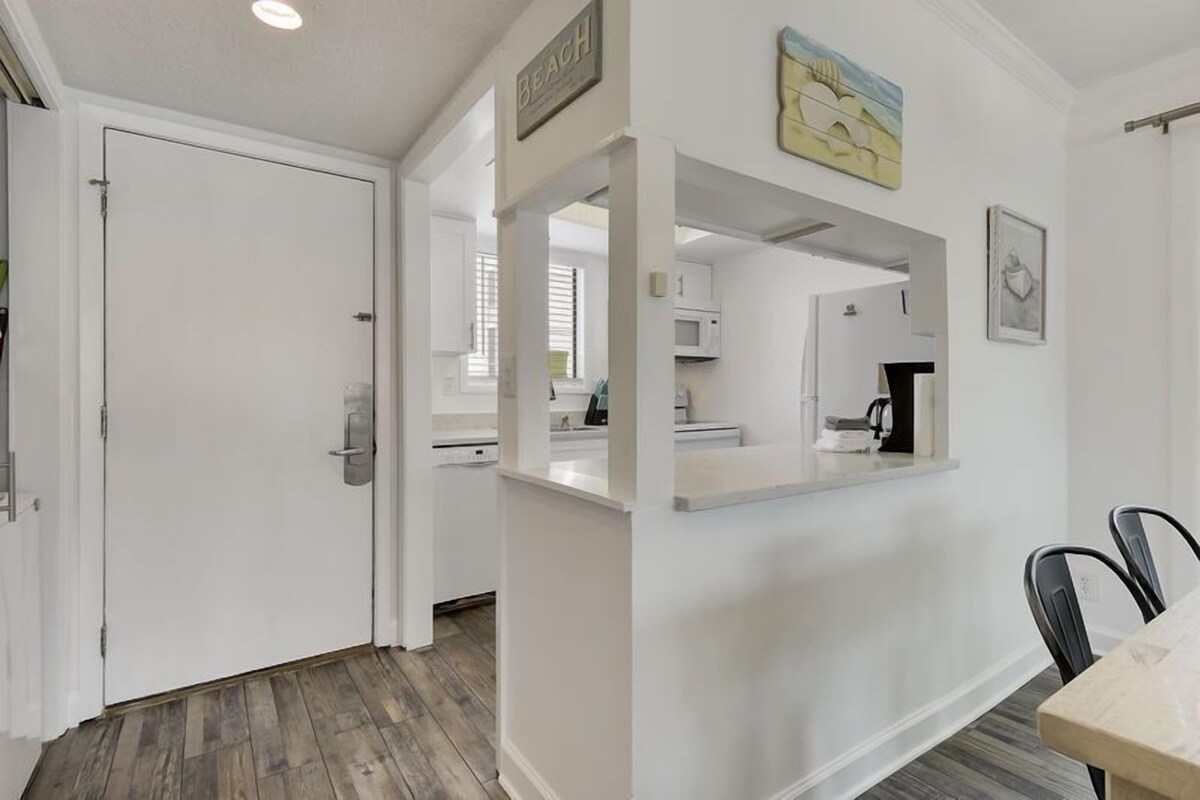 Photo 9 of Beachfront Private Beach Gated DESTIN Sandpiper Cove Unit 1154