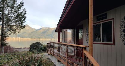 Lake Quinault Cottage Cove Stay&Play" OR "Relax&Revive In Olympic National Park
