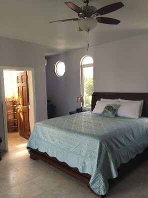 2 bedrooms, iron/ironing board, WiFi, bed sheets - Brand New- Romantic, Fully Loaded Relaxing 2 Bedroom for 1 or 2 Couples (St. John)