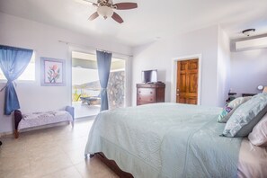 2 bedrooms, iron/ironing board, WiFi, bed sheets - Brand New- Romantic, Fully Loaded Relaxing 2 Bedroom for 1 or 2 Couples (St. John)