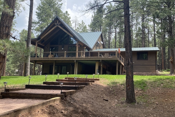 Forest Lakes Mountain Getaway