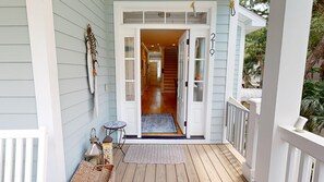 Terrace/patio - Show Stopper close to Center Street~Casa Del Sol (Folly Beach)