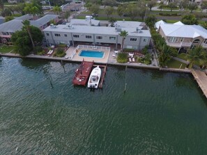 Exterior - Waterfront Condo With Spectacular View (Treasure Island)