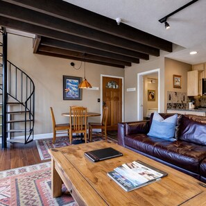 Fireplace, DVD player