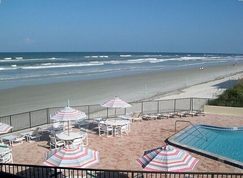 Ocean Front Complex - beheizter Pool - 2 BR / 2. 5 Badezimmer Condo - Familienfreundlich