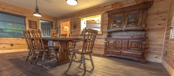 VACKRA RETREAT HEM PÅ 4 ACRES GÅR TILL SKOGEN !!