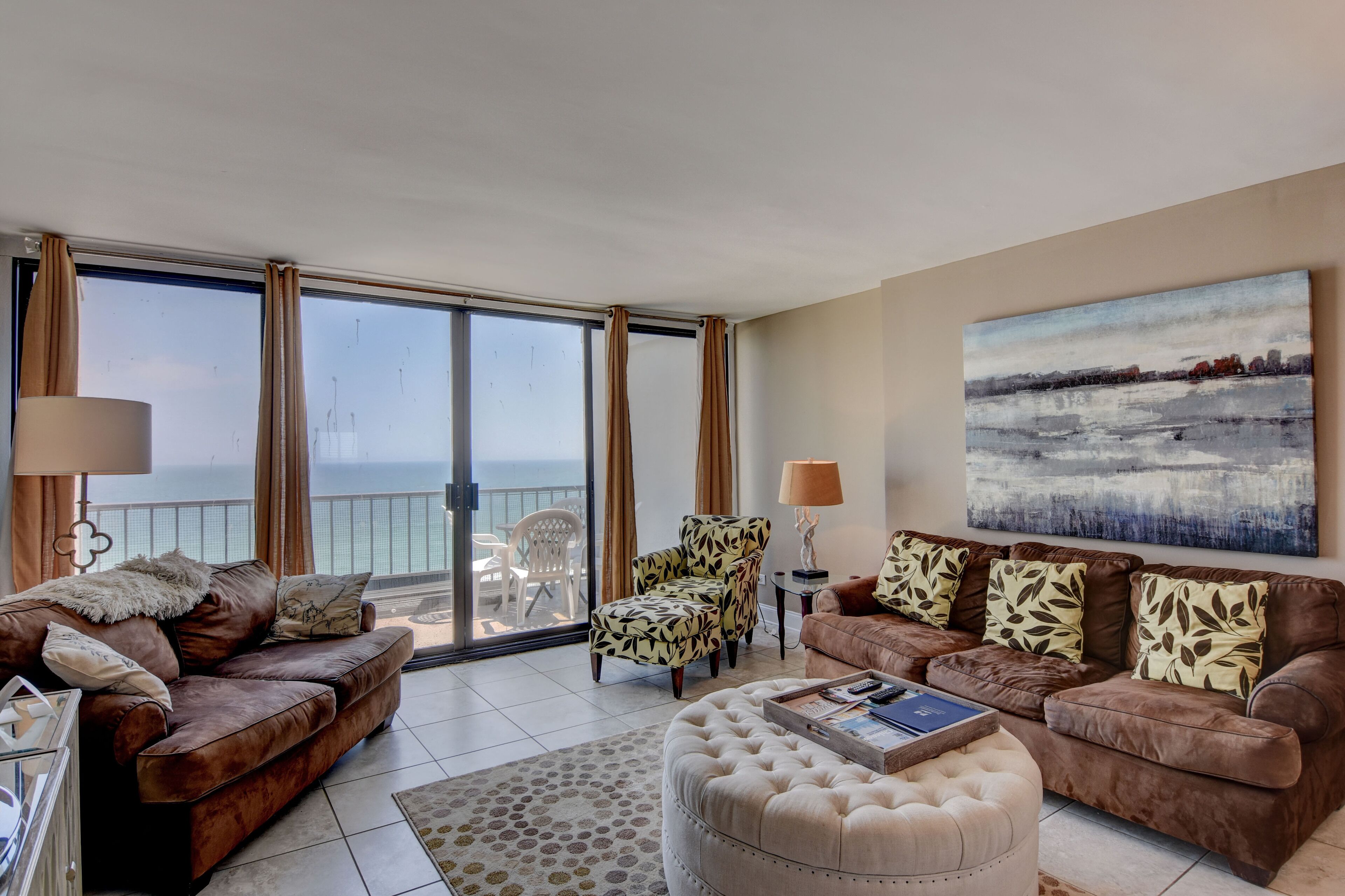 Télévision, chaîne hi-fi