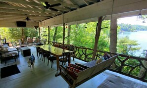 Outdoor dining - This House Is Lake Summit, Truly Original but with all the Modern Amenities (Saluda)