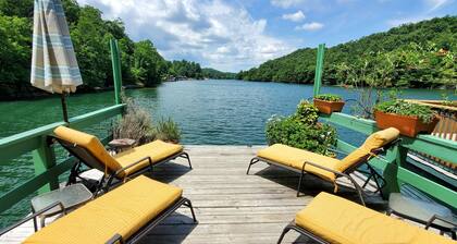 This House Is Lake Summit, Truly Original but with all the Modern Amenities