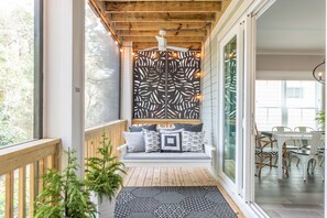 Televisión, mesa de ping pong