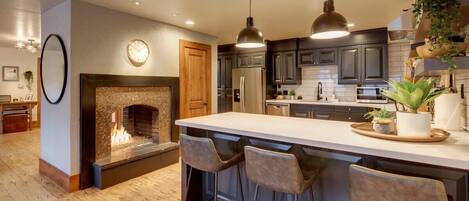 Refrigerador, microondas, horno, placa de cocina