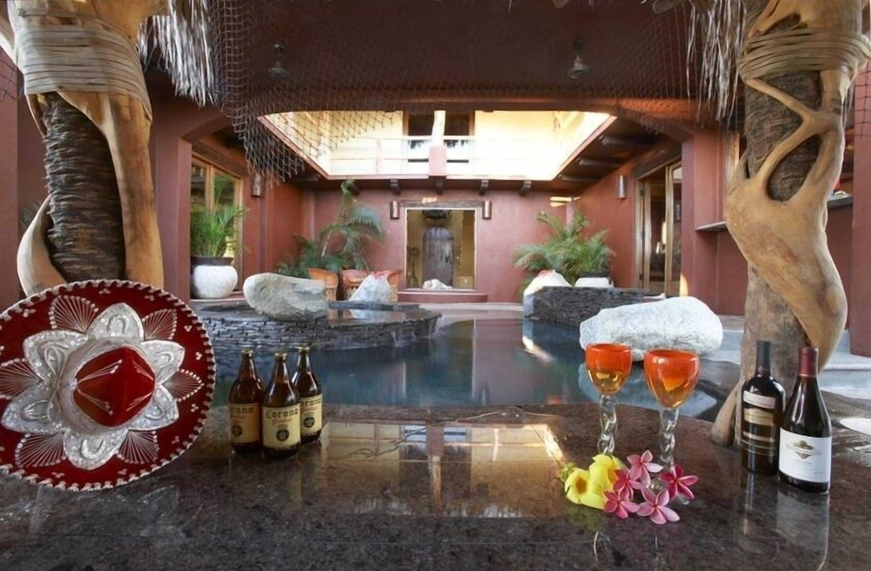 Pool/Spa courtyard