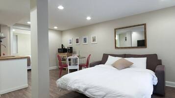 1 bedroom, iron/ironing board, travel crib, internet