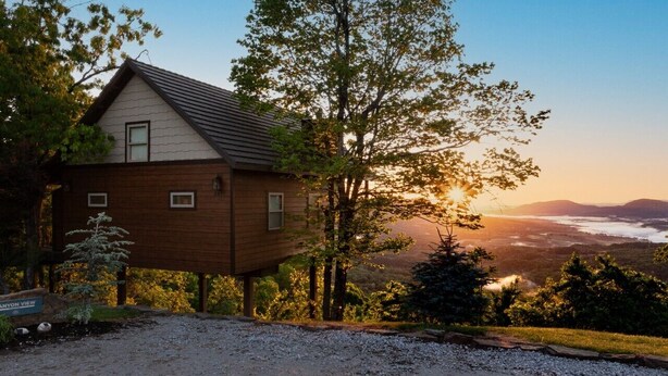 Unclassified image, 1 of 64, button - Canyon View Treehouse- Summer Vacation With A View (Jasper)
