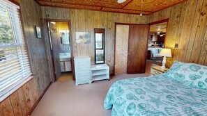 3 bedrooms, WiFi, bed sheets